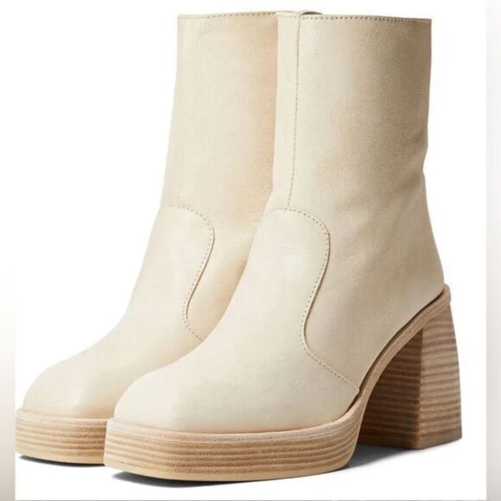 NWT Free People Boots Ruby Platform Ankle Boot heel in Bone Leather unworn